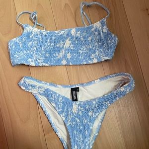 Triangl swimwear vinca marina bikini set
